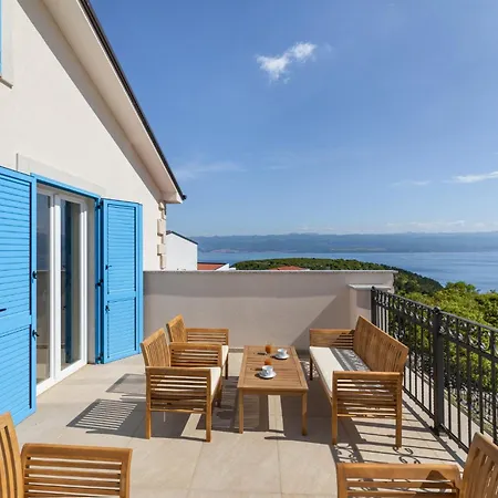 Maja Villa Vrbnik (Primorje-Gorski Kotar)