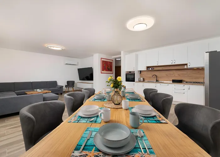 Villa Maja Vrbnik (Primorje-Gorski Kotar)