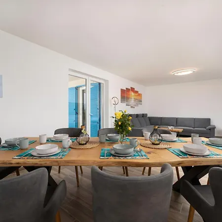 Vila Maja Vrbnik (Primorje-Gorski Kotar)