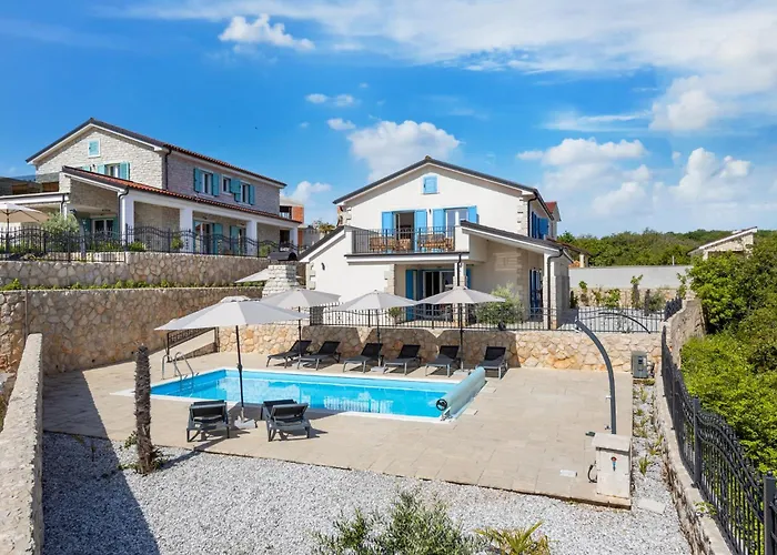 Maja * Vrbnik (Primorje-Gorski Kotar)